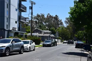 10757 Hortense, Toluca Lake, CA 91602 - Photo 5