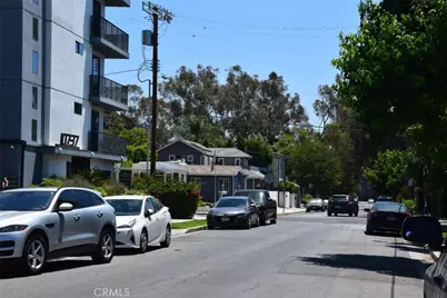 10757 Hortense #304, Toluca Lake, CA 91602 - Photo 5