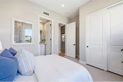 17 Ponte, Lake Forest, CA 92630 - Photo 25