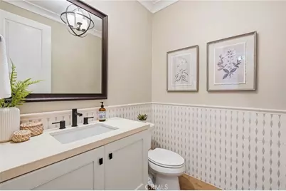 17 Ponte, Lake Forest, CA 92630 - Photo 9