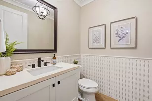 17 Ponte, Lake Forest, CA 92630 - Photo 9