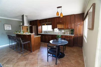 2425 S Lake, Ontario, CA 91761 - Photo 17
