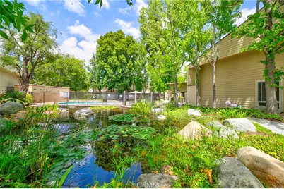 5401 Twin Lakes Drive, Cypress, CA 90630 - Photo 33