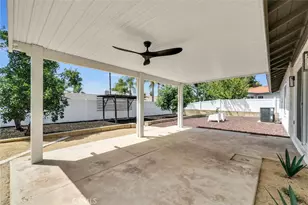 30010 Gulf Stream, Canyon Lake, CA 92587 - Photo 35