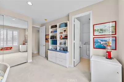 7801 E Bridgewood Drive, Anaheim Hills, CA 92808 - Photo 23