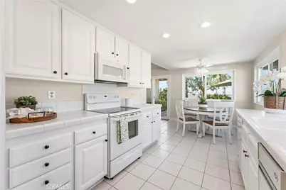 6487 E Calle Del Norte, Anaheim Hills, CA 92807 - Photo 21