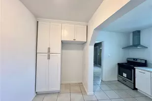 2527 W 3rd Ave, San Bernardino, CA 92407 - Photo 3