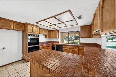 17998 Pebble Beach, Victorville, CA 92395 - Photo 35
