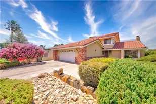 17998 Pebble Beach, Victorville, CA 92395 - Photo 3