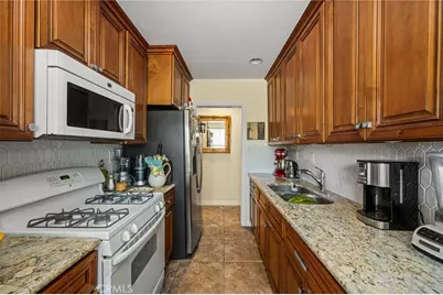 1256 N Placentia, Anaheim, CA 92806 - Photo 9