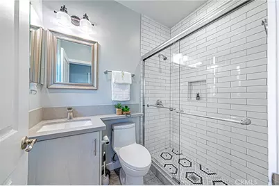 1226 Meadowbrook Avenue, Los Angeles, CA 90019 - Photo 15