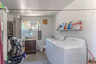 10410 Live Oak, Cherry Valley, CA 92223 - Photo 19