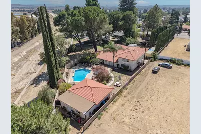 10410 Live Oak, Cherry Valley, CA 92223 - Photo 15