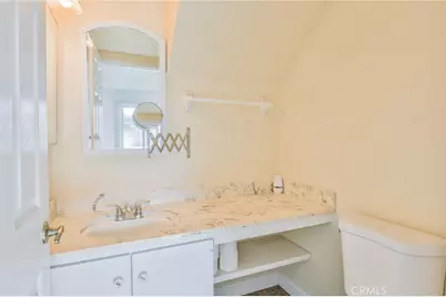 10406 Carlyle Court, Cypress, CA 90630 - Photo 11