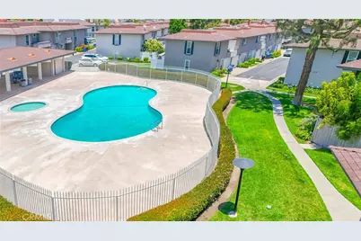 10406 Carlyle Court, Cypress, CA 90630 - Photo 37