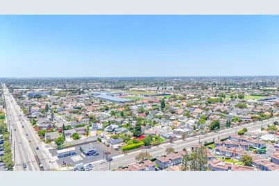 10406 Carlyle Court, Cypress, CA 90630 - Photo 45