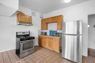 608 E Central Ave, Santa Ana, CA 92707 - Photo 9