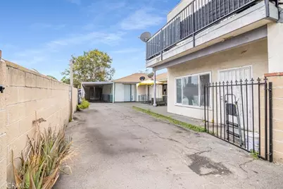 608 E Central Avenue, Santa Ana, CA 92707 - Photo 29
