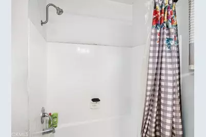 608 E Central Avenue, Santa Ana, CA 92707 - Photo 41