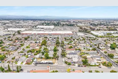 608 E Central Avenue, Santa Ana, CA 92707 - Photo 5