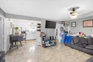 608 E Central Ave, Santa Ana, CA 92707 - Photo 31