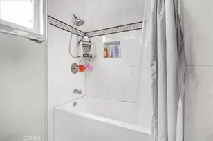 608 E Central Ave, Santa Ana, CA 92707 - Photo 25