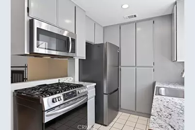 1418 E Florida Street #2, Long Beach, CA 90802 - Photo 9