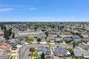 3931 Wisteria St, Seal Beach, CA 90740 - Photo 53