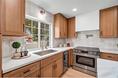 3931 Wisteria Street, Seal Beach, CA 90740 - Photo 15
