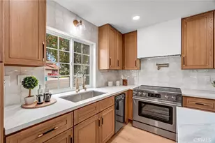 3931 Wisteria St, Seal Beach, CA 90740 - Photo 15