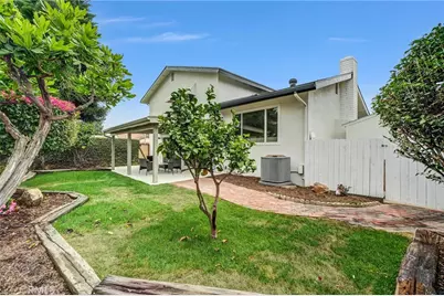 3931 Wisteria Street, Seal Beach, CA 90740 - Photo 43