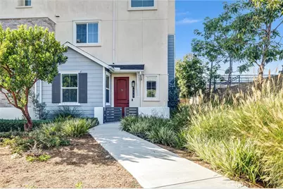 575 S Mosaic, Anaheim, CA 92805 - Photo 3