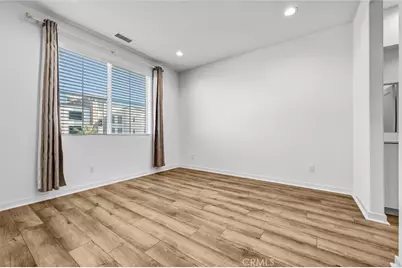 575 S Mosaic, Anaheim, CA 92805 - Photo 23