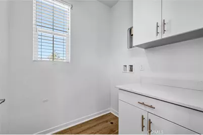 575 S Mosaic, Anaheim, CA 92805 - Photo 21