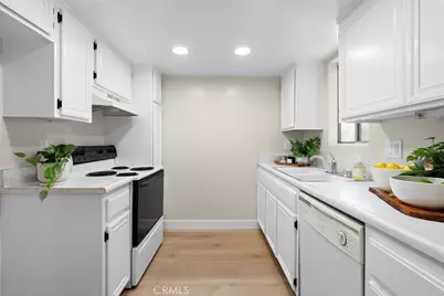 1665 Brea, Fullerton, CA 92835 - Photo 7