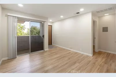 2825 N Los Felices #205, Palm Springs, CA 92262 - Photo 3
