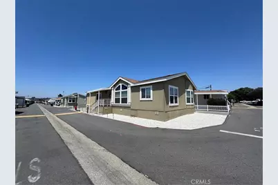 8 Spruce, Anaheim, CA 92801 - Photo 1
