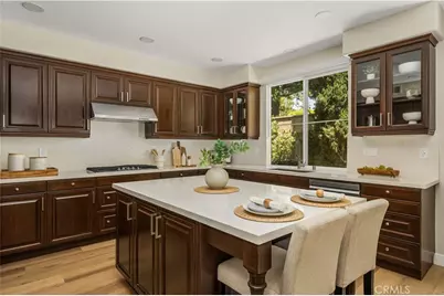 6 Thorn Hill, Irvine, CA 92602 - Photo 11