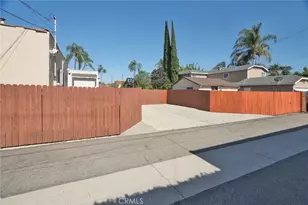 714 E Chapman Ave, Fullerton, CA 92831 - Photo 25