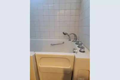 235 Beach, Anaheim, CA 92804 - Photo 9