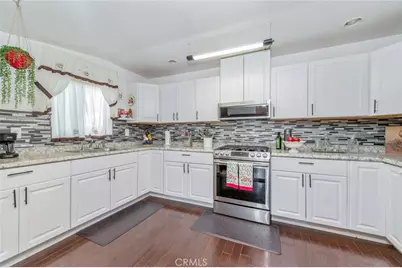 10530 Newville Avenue, Downey, CA 90241 - Photo 25