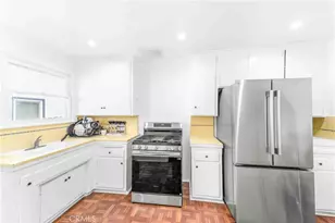 4900 Dockweiler St, Los Angeles, CA 90019 - Photo 17