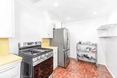 4900 Dockweiler St, Los Angeles, CA 90019 - Photo 19