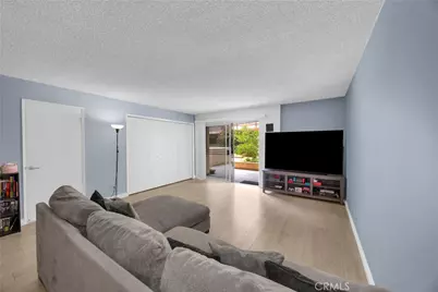 6151 Canterbury Drive #105, Culver City, CA 90230 - Photo 5