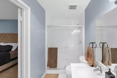 6151 Canterbury Drive #105, Culver City, CA 90230 - Photo 19