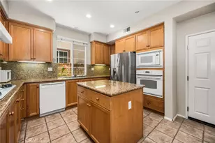 67 Canopy, Irvine, CA 92603 - Photo 17
