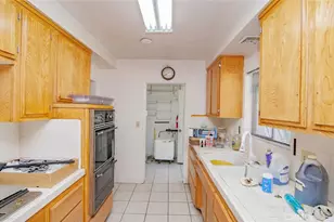 4427 W 166th, Lawndale, CA 90260 - Photo 17