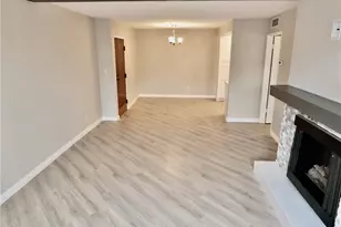 2805 E East 3rd Street, Long Beach, CA 90814 - Photo 9