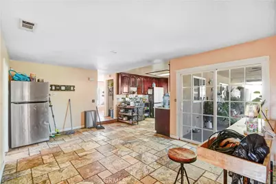 1018 W Casmalia, Rialto, CA 92377 - Photo 9