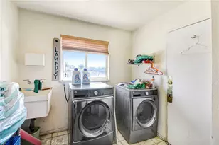 1018 W Casmalia, Rialto, CA 92377 - Photo 11